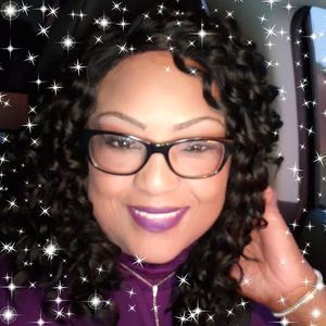 Meet your Posher, Regina